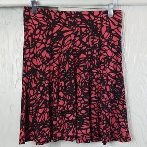 💜5/$20💜 LOFT.. black and light red flowy skirt